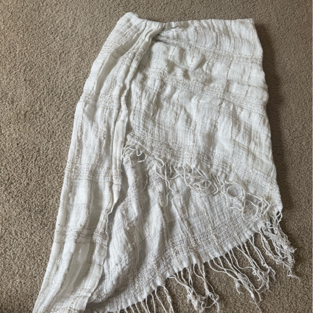 Zara White Asymmetrical Skirt with Modern Flair